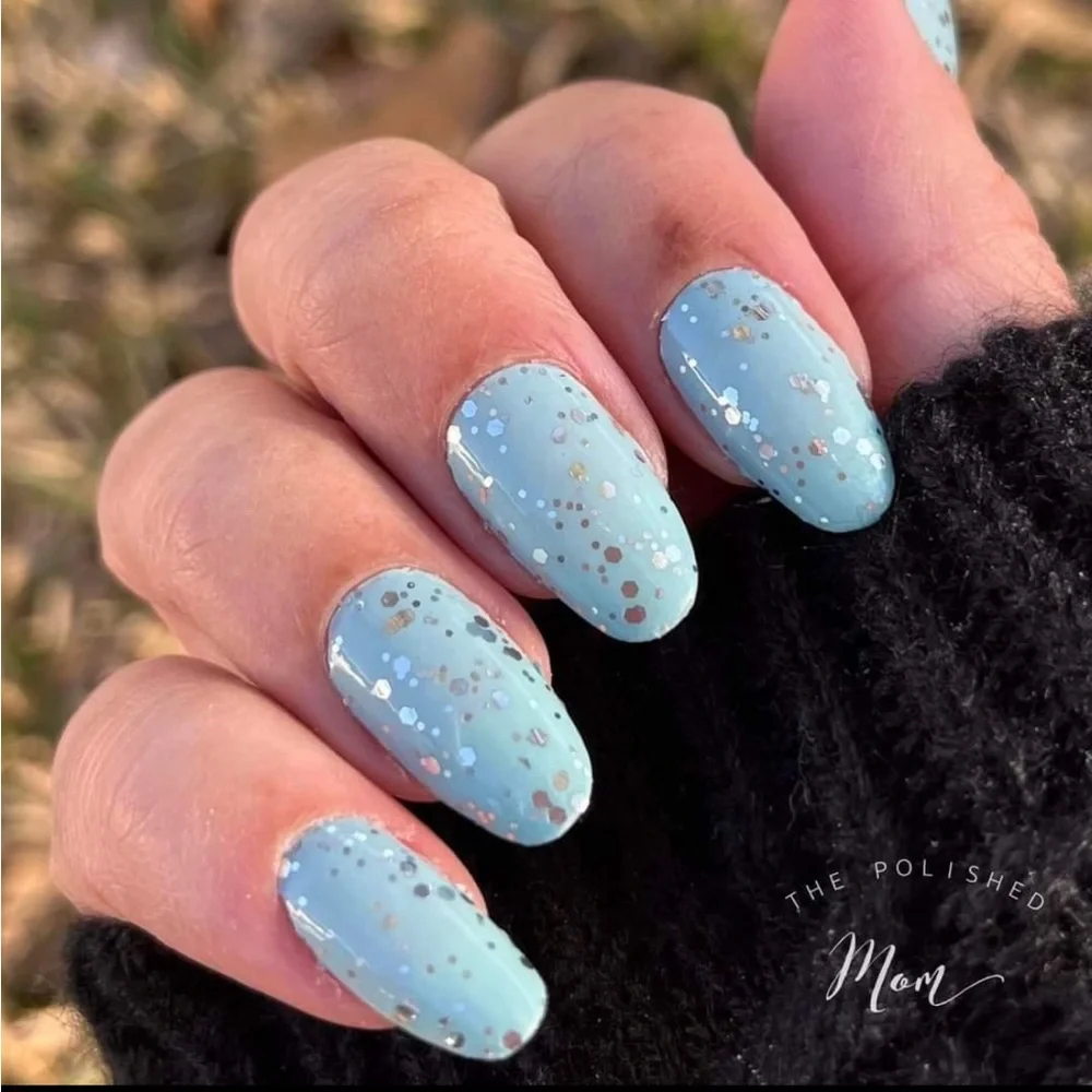 *Retired* Color Street: Don’t Make a Peep | Blue Spring Easter Silver Glitter - Picture 6 of 16